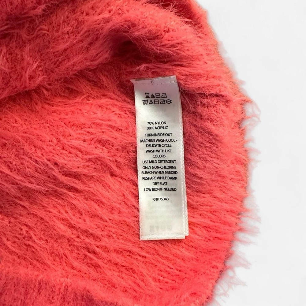 Jessica Simpson Fuzzy Knit Sleeveless Turtleneck – Size XS - Picture 3 of 3